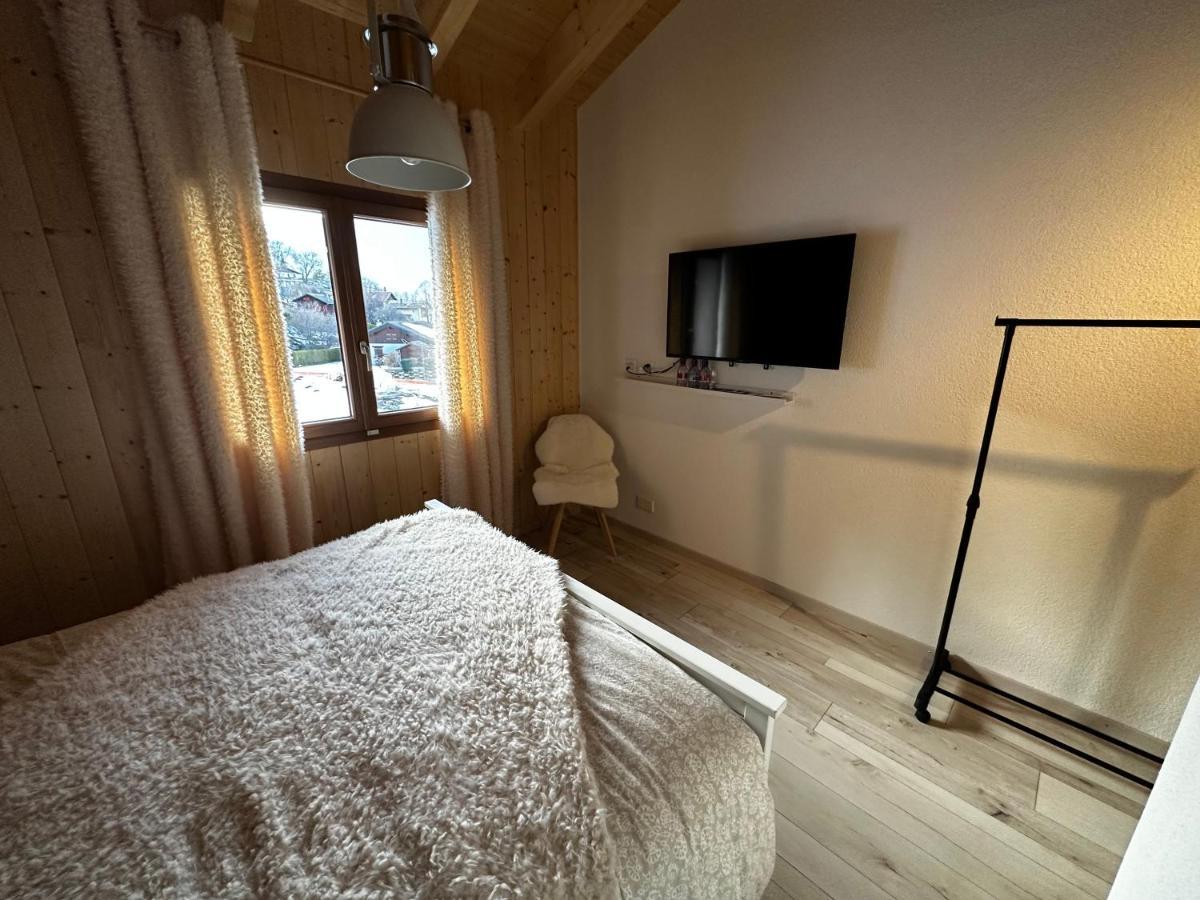 Chambres D'Hotes Les Louettes A Sapinhaut Canton Du Valais Saxon Екстериор снимка